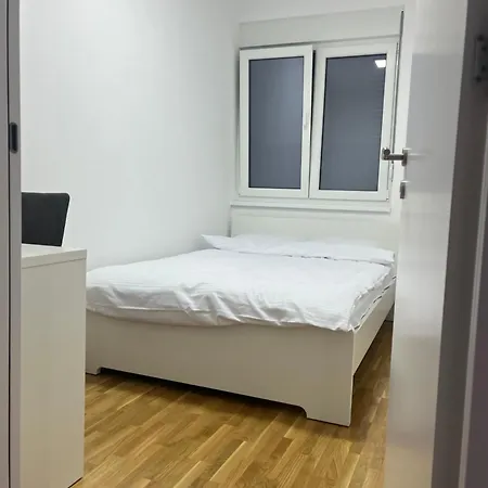 Katarina Apartment *